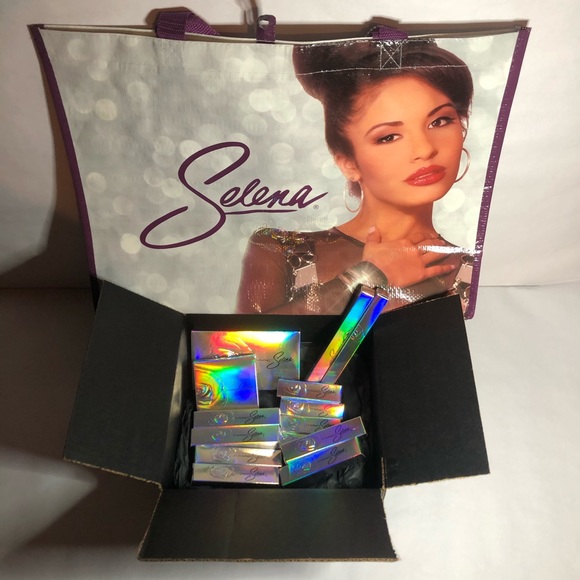 2020 MAC Selena La Reina collection 🔥SOLD OUT🔥 - Picture 8 of 8